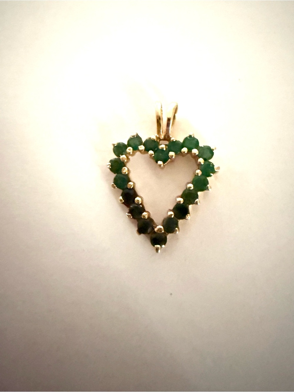 14KTGold Heart Pendant Necklace with Emerald-Green Stones - Picture 4 of 5